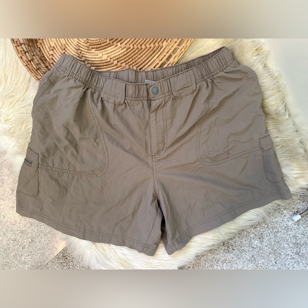 Columbia Tan Cargo Nylon Outdoor Hiking Sportswear Shorts Size Large